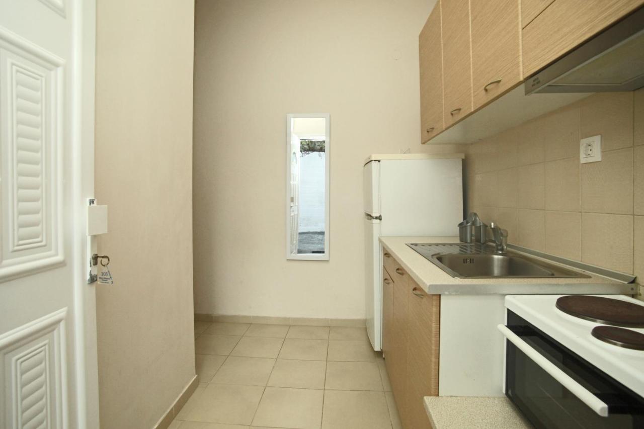 Siviri Rooms Apartment