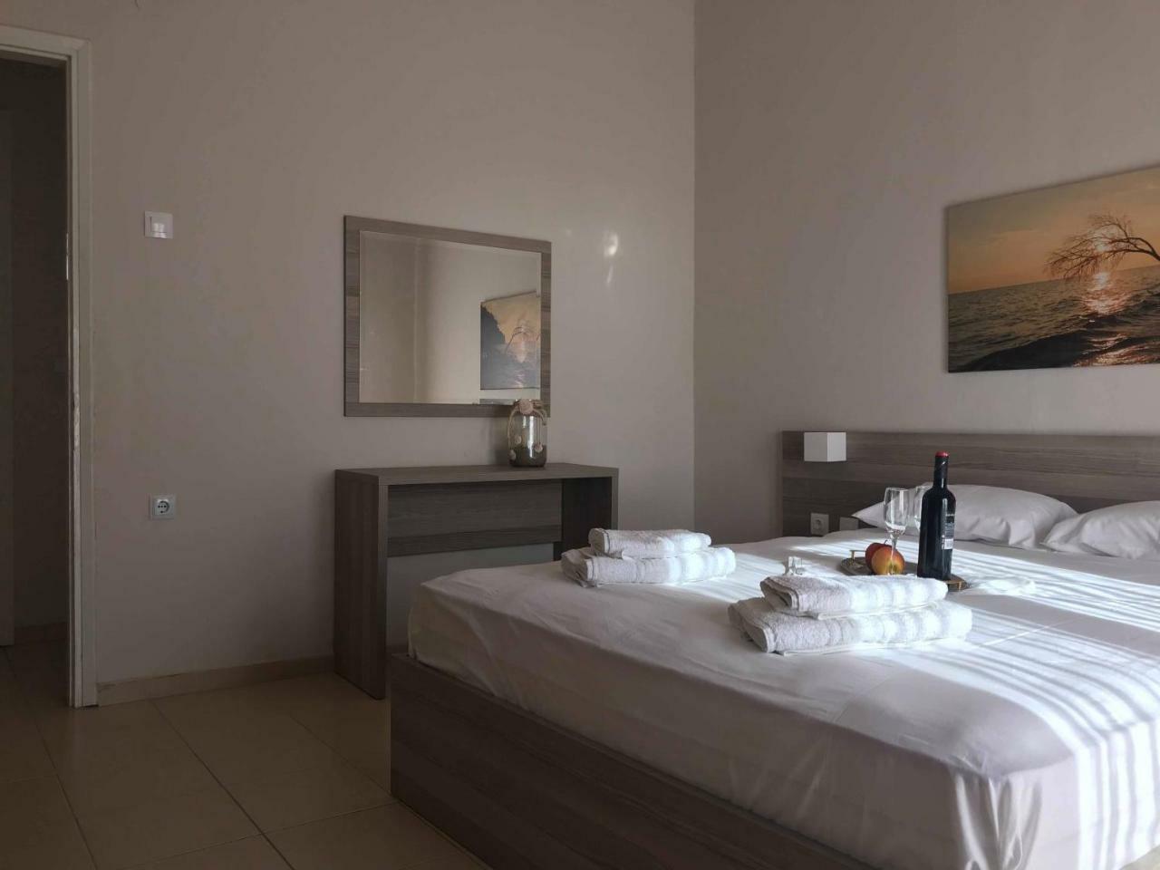 Siviri Rooms Apartment