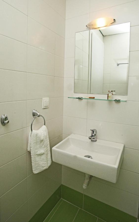 Siviri Rooms *
