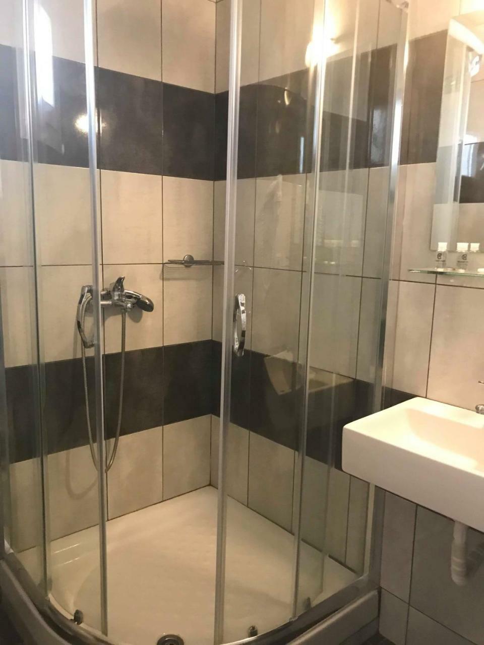 Siviri Rooms Appartement *